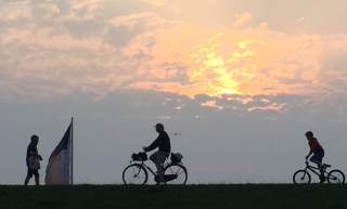 Fahrradtour bei Sonnenaufgang auf Norderney